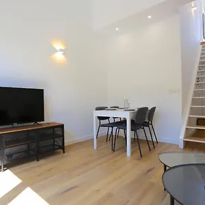 Apartment Juan De Austria Penthouse 4pax, Malaga